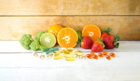 Multivitamin nədir? Multivitamin əlavəsinin faydaları